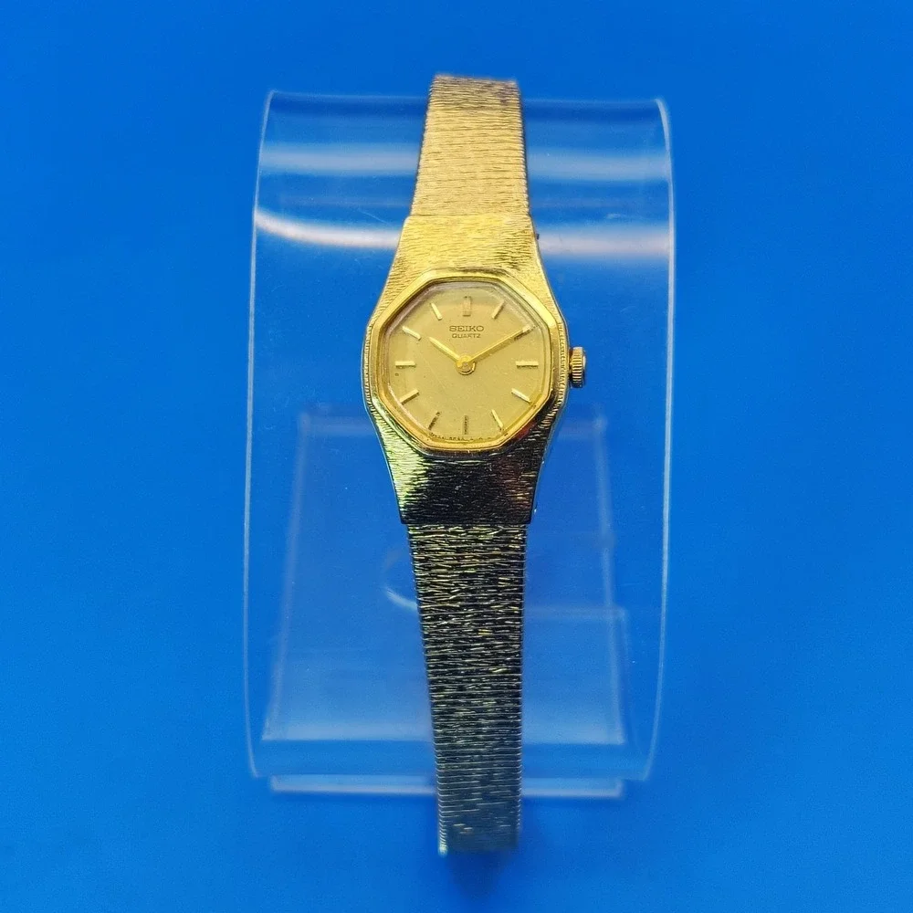 Vintage 1985 Seiko Classic 23mm Women's‎ Quartz Cocktail Watch Fully Restored